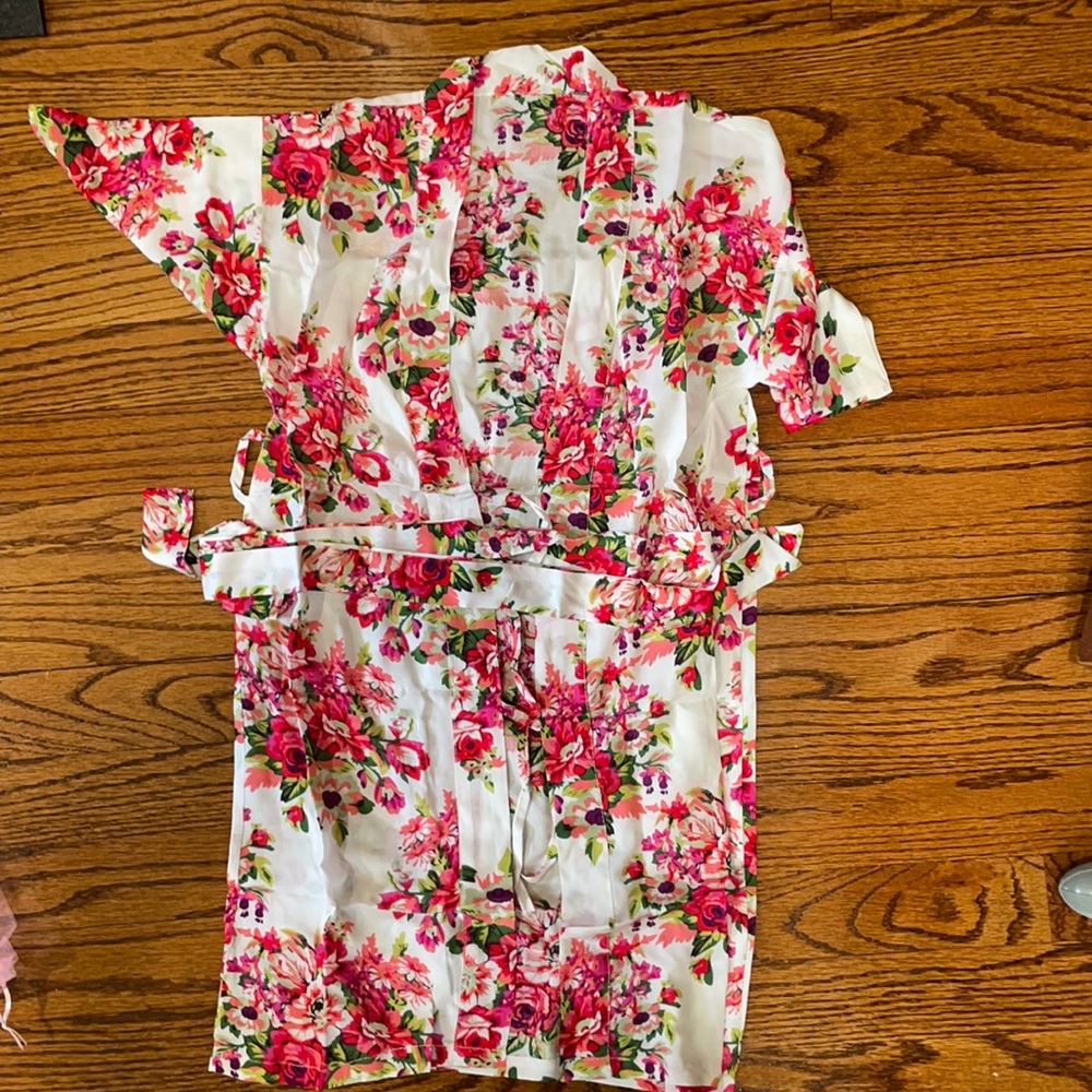 Floral Girl Robe. Never used.